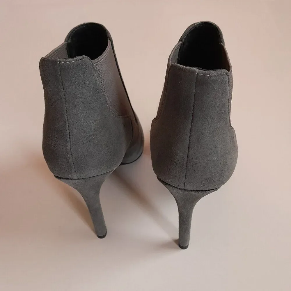 H by Halston Regina Women’s Gray Pointed Toe Stiletto Heel Ankle Booties Size 5M